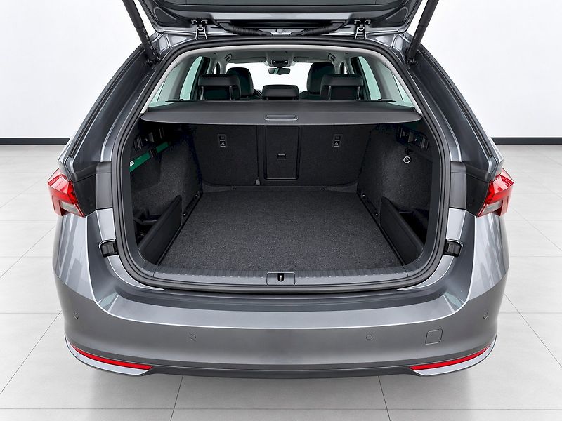 Škoda Octavia (2025) OCT.COMBI TOP SELECTION 1,5 TS - fotka 12 z 46