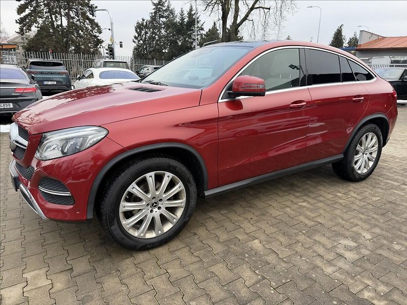 Mercedes-Benz GLE 350d Coupe 4Matic - fotka 8 z 31