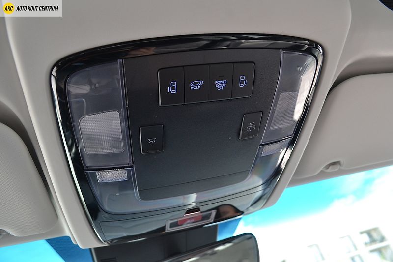Hyundai Staria 1.6T-GDI HEV 225 PREMIUM EXECU - fotka 62 z 66