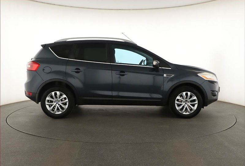 Ford Kuga (2009) 2.0 TDCi, Tempomat - fotka 6 z 18