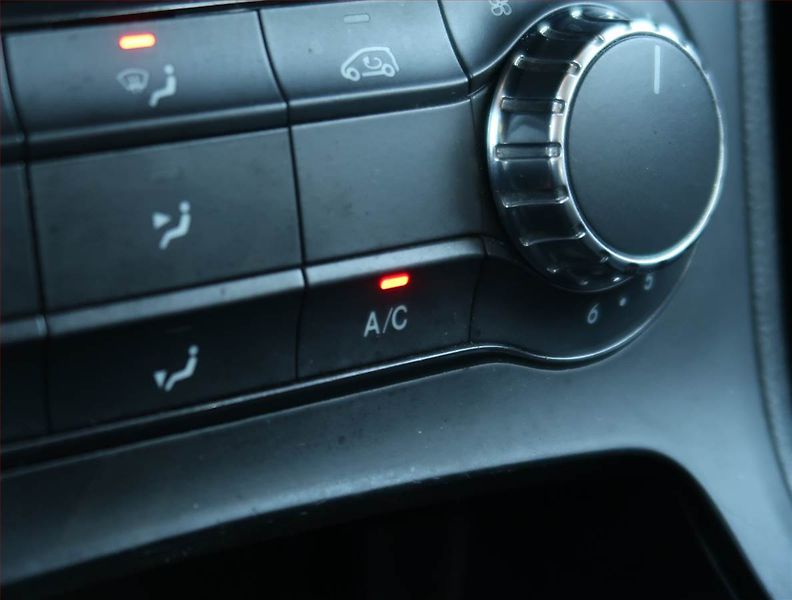 Mercedes-Benz Třídy B (2012) B 180 CDI , Navi - fotka 17 z 19
