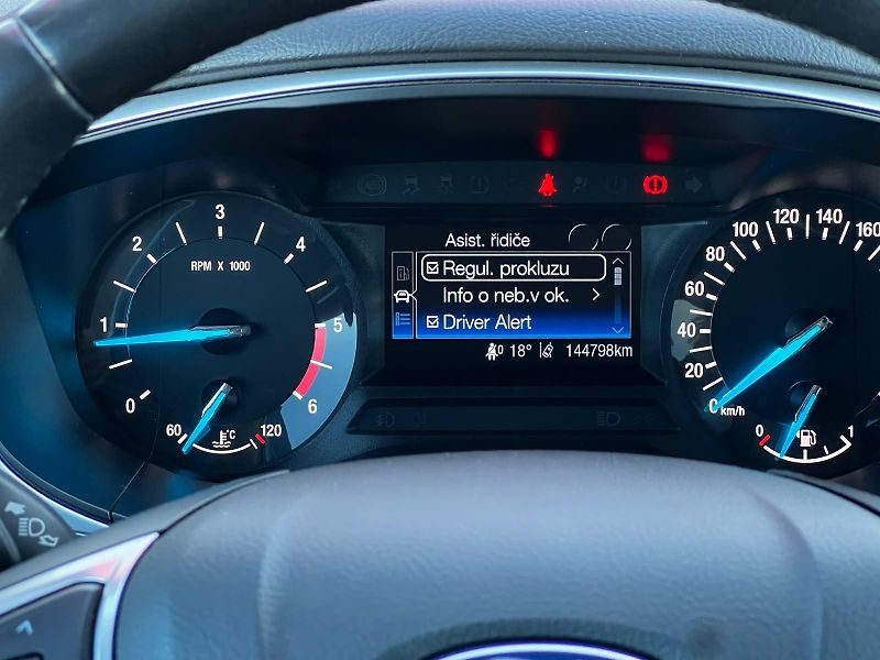 Ford Mondeo 2.0Ecoblue 110kW Business  - fotka 8 z 23