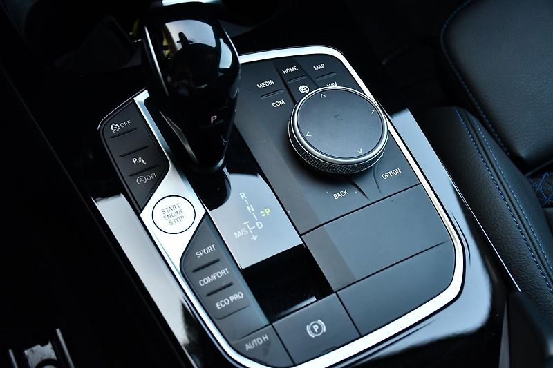 BMW Řada 2 218d M-PERFORMANCE TAŽNÉ 1M ČR - fotka 23 z 37