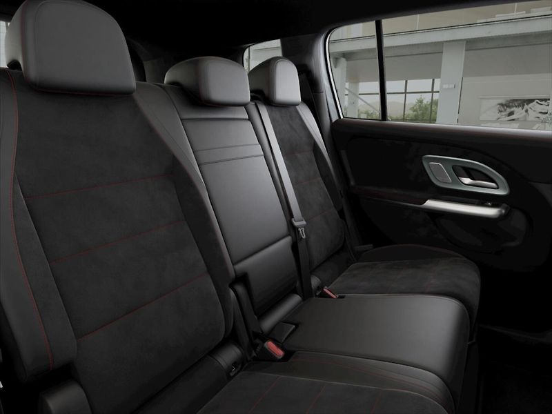 Mercedes-Benz GLB (2026) 1.5 200 4MATIC - fotka 8 z 9
