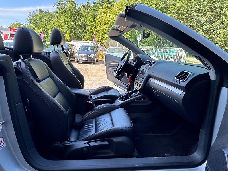 Volkswagen EOS (2006) 2.0 FSi - fotka 18 z 35