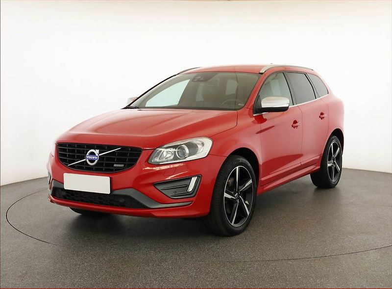 Volvo XC60 (2014) R-Design D5, 4X4, Automat - fotka 2 z 20