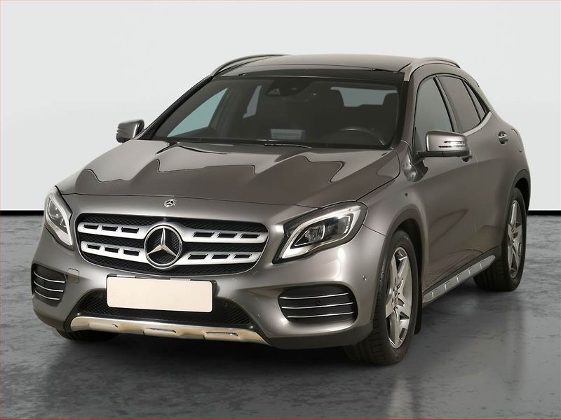 Mercedes-Benz GLA (2018) AMG line 220 4MATIC - fotka 2 z 23