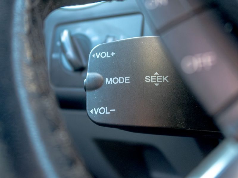 Ford Focus (2008) 1.6i 16V 74KW – KABRIO - fotka 20 z 41