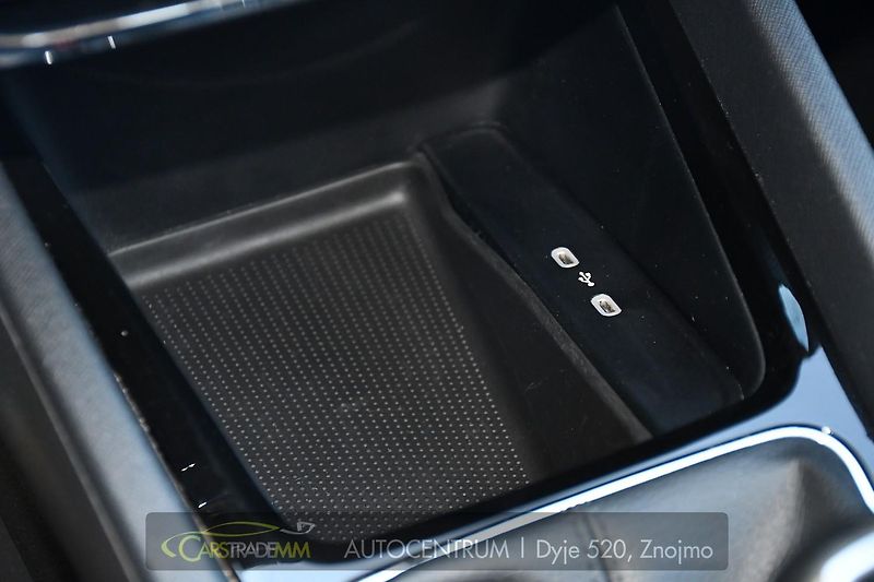 Škoda Octavia 1.5TSi STYLE LED TAŽNÉ ČR 1M - fotka 33 z 51