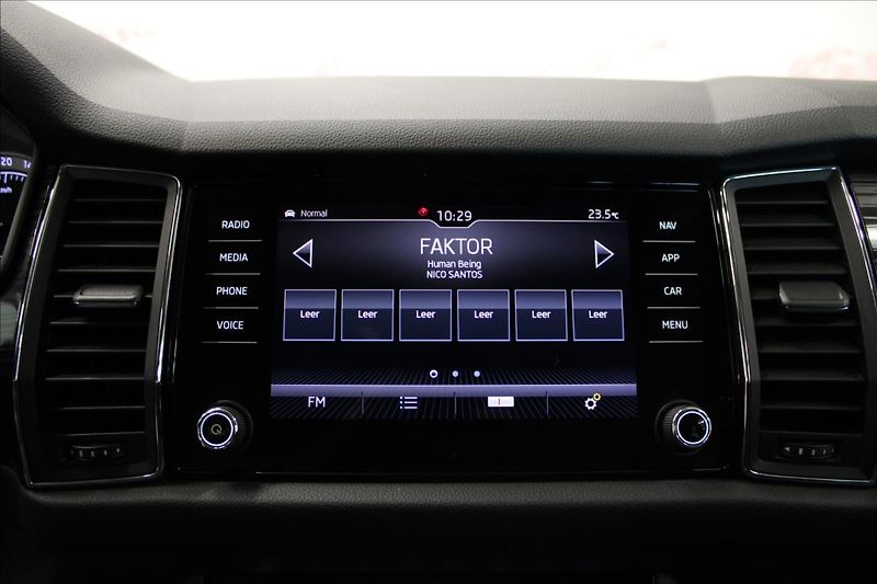 Škoda Kodiaq 2,0 TDI 140kW 4x4 Style 1.maji - fotka 20 z 34