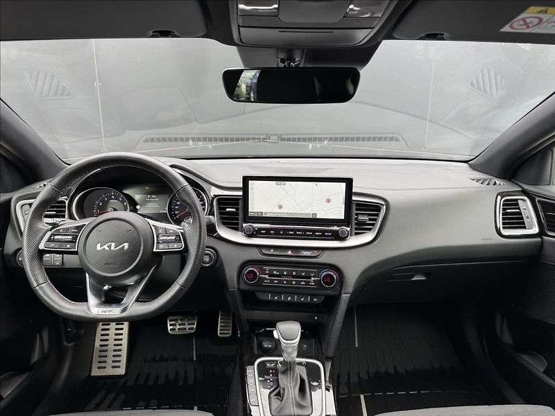 Kia ProCeed 1,5 T-GDI GT-Line 7DCT ČR - fotka 9 z 12