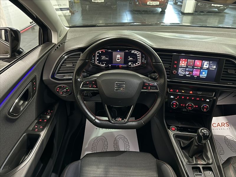 Seat Leon 2,0   TDI FR 110KW VIRTUAL ACC - fotka 28 z 42