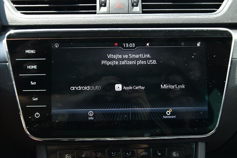 Škoda Superb 2.0TDI STYLE TAŽNÉ 1.MAJ. ČR - fotka 21 z 27