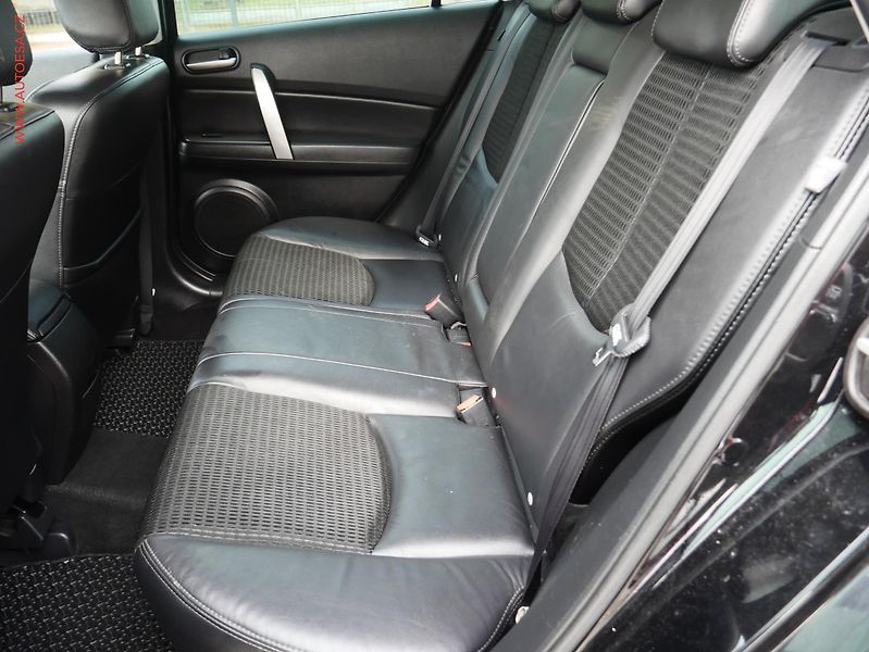 Mazda 6 (2009) 2.0 i, 2.maj, AC, bixenon - fotka 10 z 17