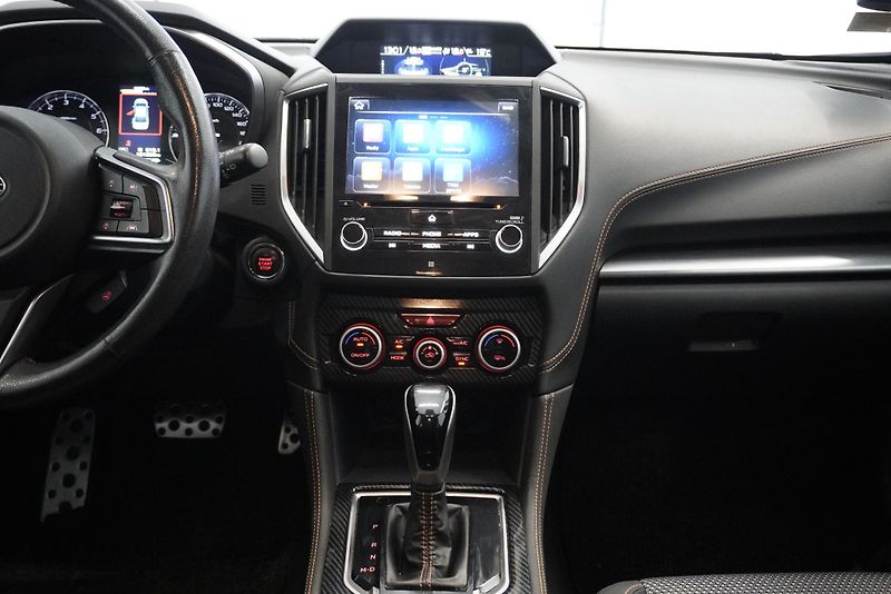 Subaru XV 2,0I LINEAR 4WD AUT. - fotka 25 z 34