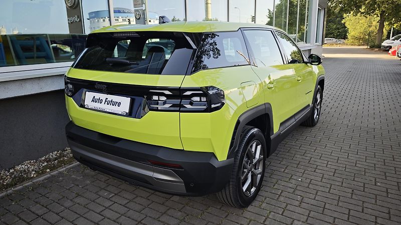 Jeep Compass (2026) Altitude hybrid 145PS automat  - fotka 8 z 25