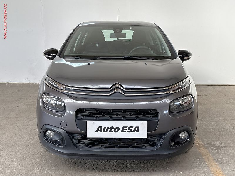 Citroën C3 (2018) 1.2PT, Navi, park.čidla - fotka 2 z 16
