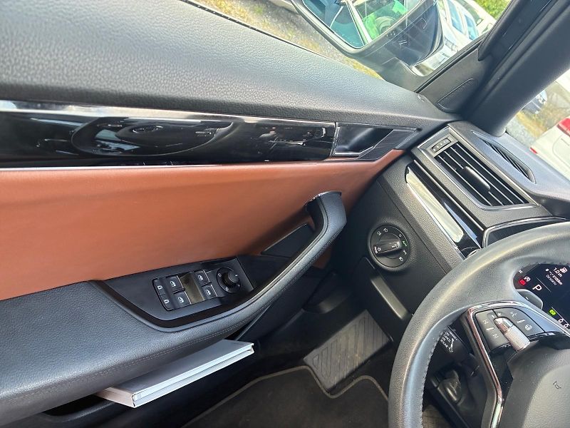 Škoda Superb (2023) L&K 2.0TDI 147kW DSG 4x4 CZ  - fotka 11 z 11