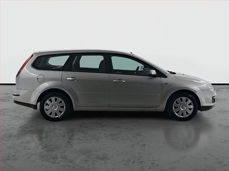 Ford Focus (2007) 1.6 16V, po STK, udržované - fotka 6 z 13