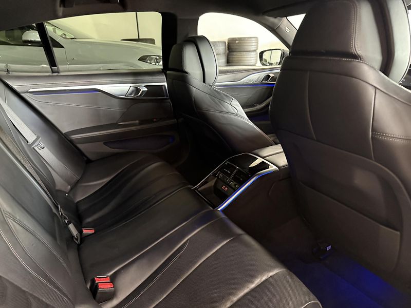 BMW Řada 8 (2021) 840 XD M-PAKET LASER HUD K360! - fotka 27 z 49