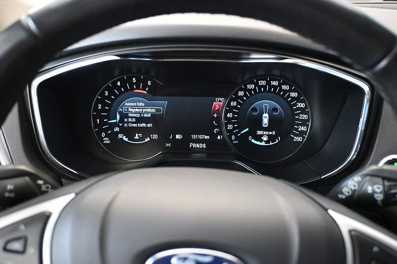 Ford Mondeo (2022) 2.0 140 KW LED SONY ACC 8AT EC - fotka 30 z 41