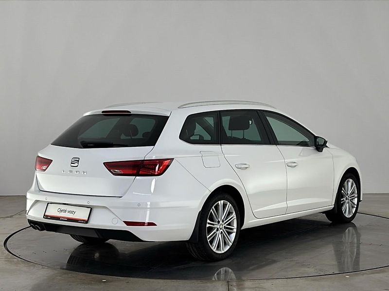 Seat Leon Xcellence - fotka 2 z 29