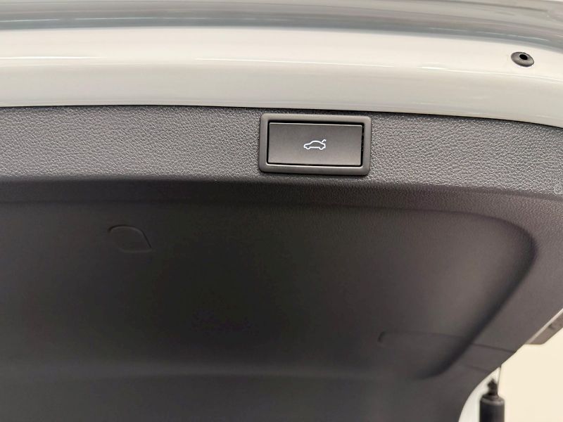 Škoda Octavia (2026) TOP SELECTION 2.0TSI 150KW MAT - fotka 33 z 34