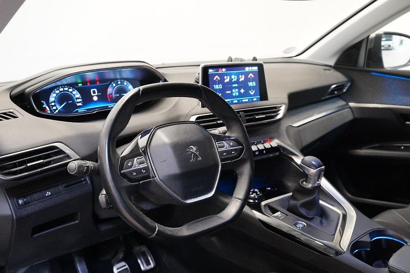 Peugeot 3008 - fotka 5 z 6
