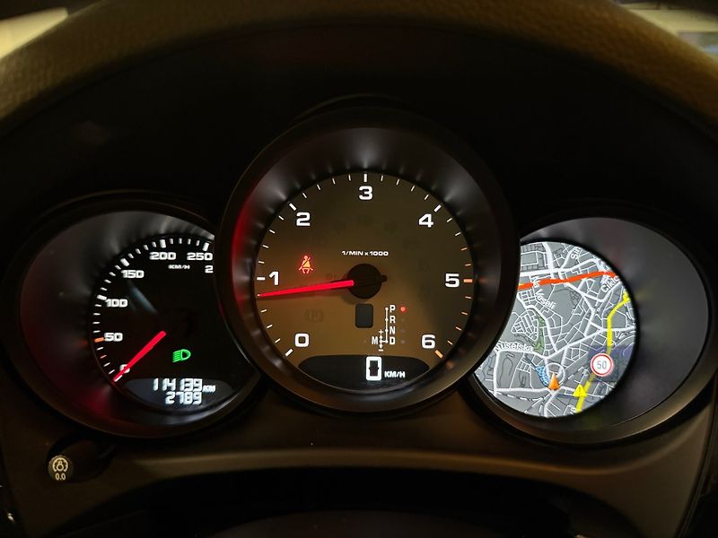 Porsche Macan (2014) S 3.0 V6 190 kW - fotka 15 z 24