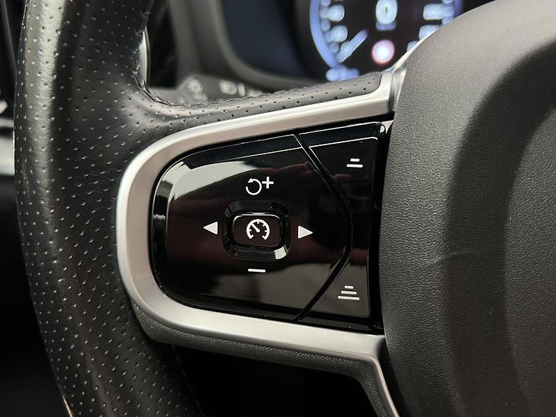 Volvo V60 D4 INSCRIPTION AUT CZ - fotka 21 z 38