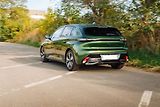 Peugeot 308 (2022) Allure Hybrid 180 - náhled 26