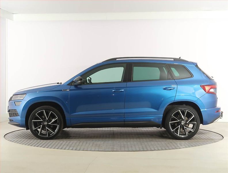 Škoda Karoq (2021) Sportline 1.5 TSI, digi klima - fotka 3 z 28