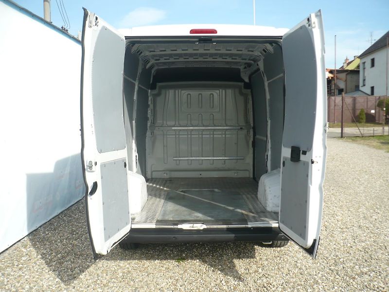 Fiat Ducato 2.3JTD 103Kw DPH L2H2 - fotka 22 z 27