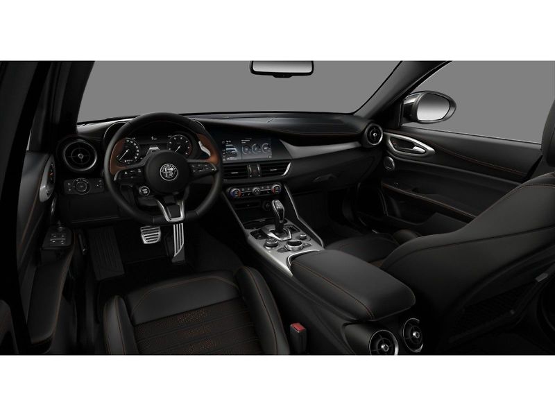 Alfa Romeo Giulia (2026) 2.0T 280k AT8 ZF Q4 4x4 Intens - fotka 5 z 6