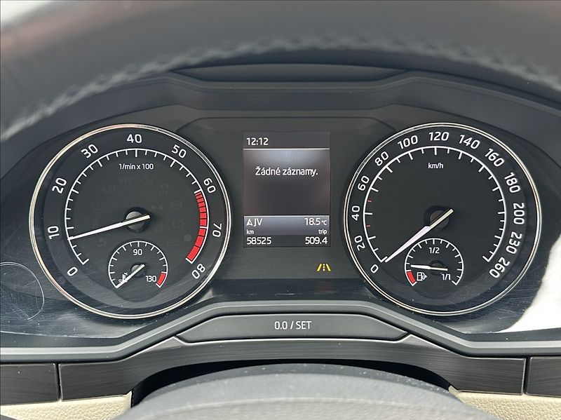 Škoda Superb 1,4 TSI 150PS  Style Plus 4x4 - fotka 42 z 58