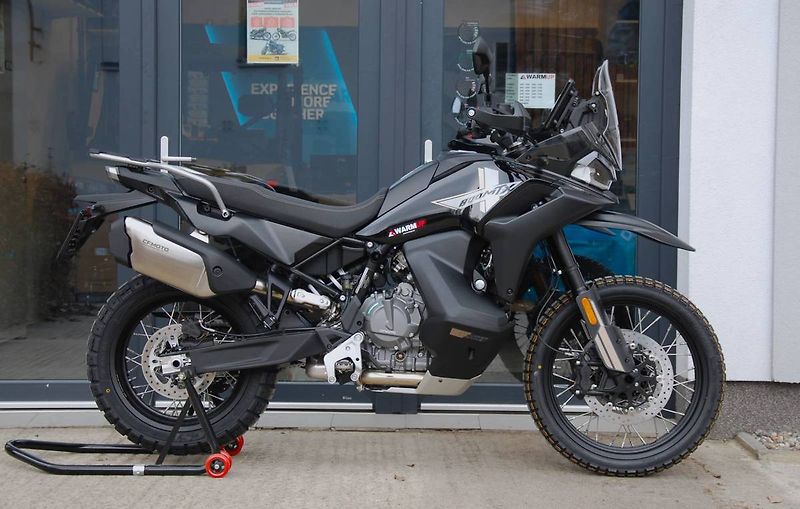 CFMOTO 800 MT (2026) 800MT-X Black - fotka 1 z 20