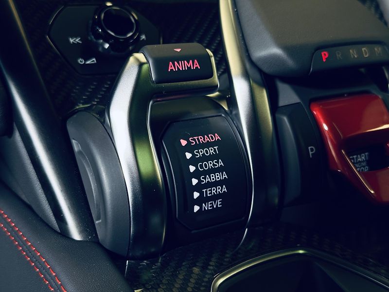 Lamborghini Urus (2023) S*23*B&O*MASAŽ*HUD*TV*CARBON - fotka 33 z 44