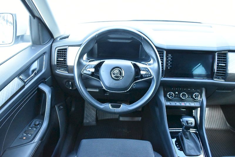 Škoda Kodiaq (2022) STYLE Business Family 7míst 4X - fotka 14 z 29