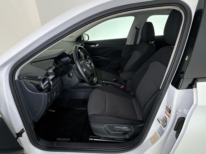 Škoda Fabia Ambition - fotka 7 z 28