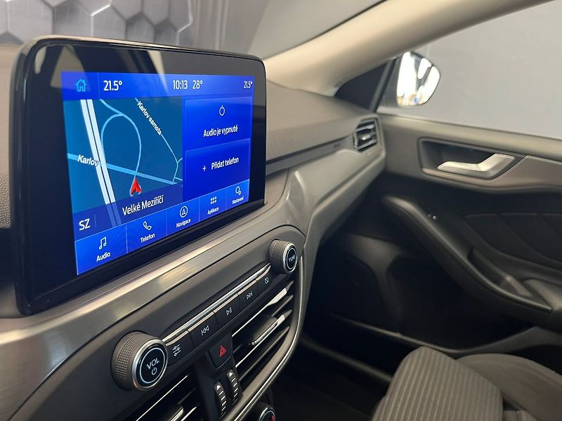 Ford Focus 2.0 EB Titanium LED - fotka 15 z 66
