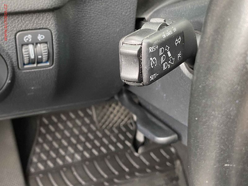 Volkswagen Tiguan (2015) 1.4 TSi, Lounge, DSG, TZ - fotka 13 z 20