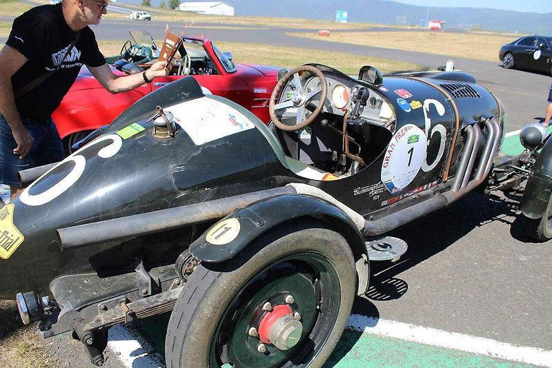 Perlou letošního ročníku Sachsen Classic Rallye byl 102 let starý vůz Cunningham V5 Special.
