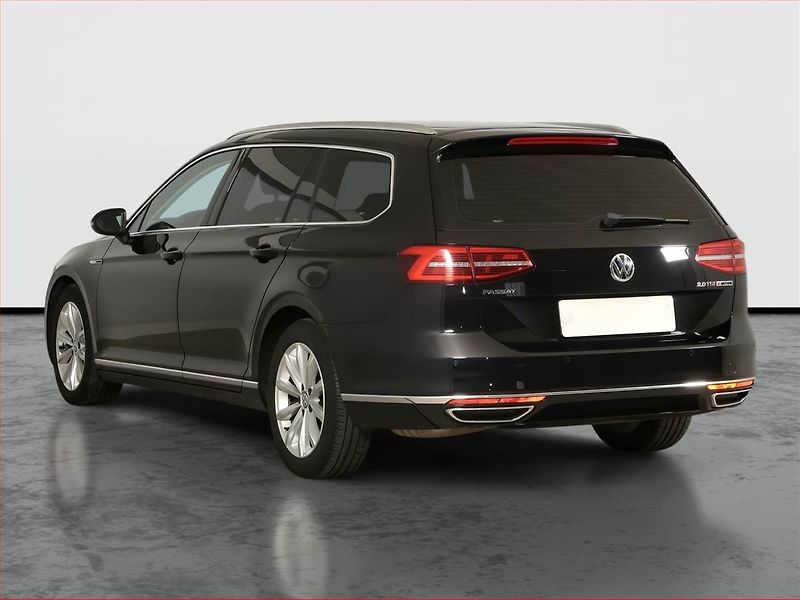 Volkswagen Passat (2016) Highline 2.0 BiTDI, 4X4 - fotka 4 z 18