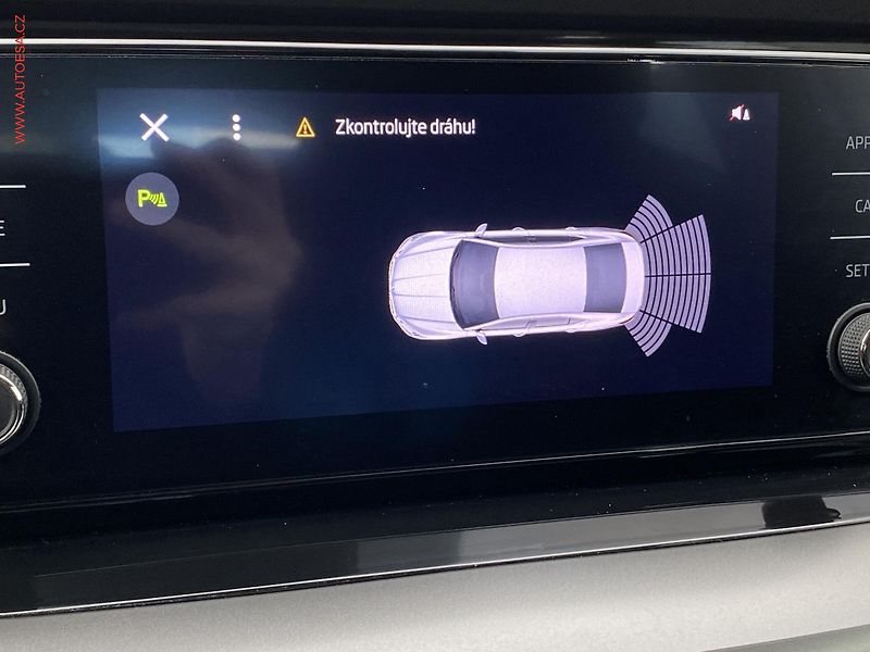 Škoda Octavia (2021) 1.5TSi e-TEC, 1.maj,ČR - fotka 16 z 17