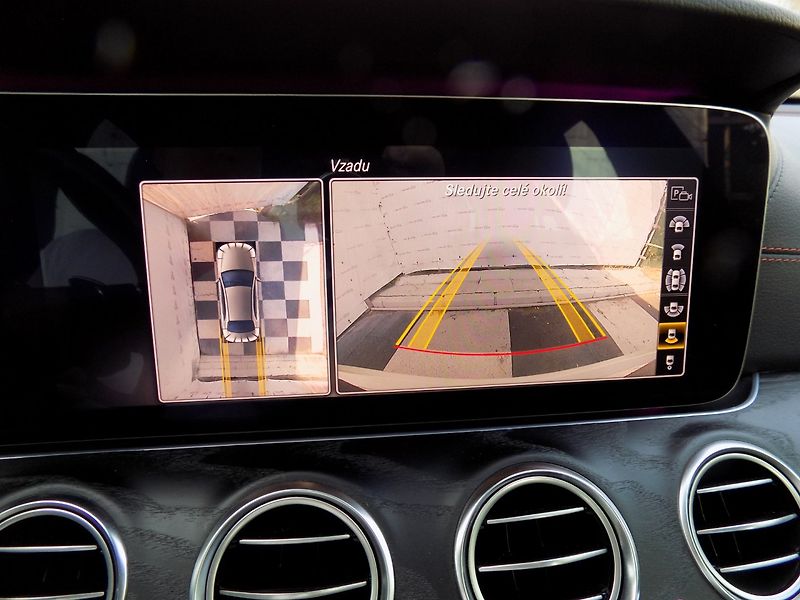 Mercedes-Benz Třídy E (2019) 53AMG/4-Matic/1.Maj.ČR/Led/ - fotka 35 z 48