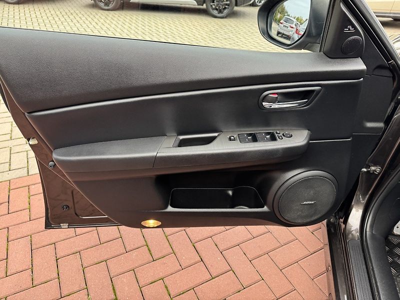 Mazda 6 (2012) 2.0i Sportsline Xenony Bose - fotka 26 z 50