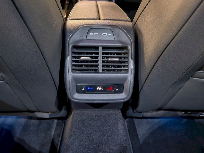 Škoda Superb (2025) Combi 2.0 TSI 195 kW DSG 4x4 S - fotka 28 z 35