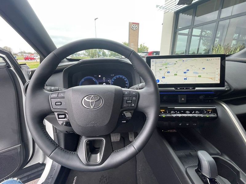 Toyota C-HR 2.0HEV, ČR, Executive, 2x pneu - fotka 15 z 32