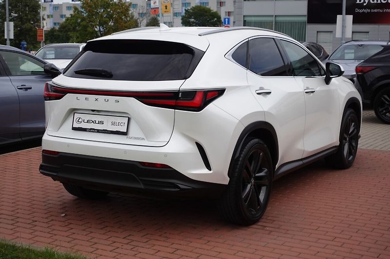 Lexus NX 350h NX350h Executive Top 4x4 - fotka 5 z 35
