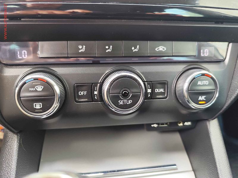 Škoda Octavia (2013) 1.6 TDi, Ambition, TZ - fotka 16 z 24